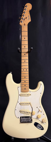 1984 Fender American Stratocaster Electric Guitar Olympic White w/ Case