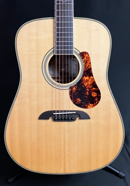 Alvarez MD60 Herringbone Masterworks Dreadnought Acoustic Guitar Natural w/ Gig Bag