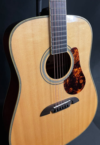 Alvarez MD60 Herringbone Masterworks Dreadnought Acoustic Guitar Natural w/ Gig Bag