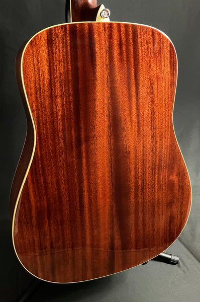 Alvarez MD60 Herringbone Masterworks Dreadnought Acoustic Guitar Natural w/ Gig Bag