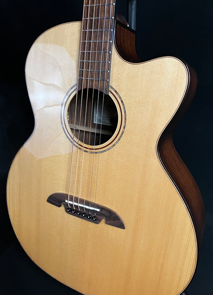 Alvarez ABT710 Elite Baritone Acoustic-Electric Guitar Gloss Natural Finish