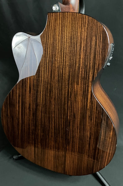 Alvarez ABT710 Elite Baritone Acoustic-Electric Guitar Gloss Natural Finish