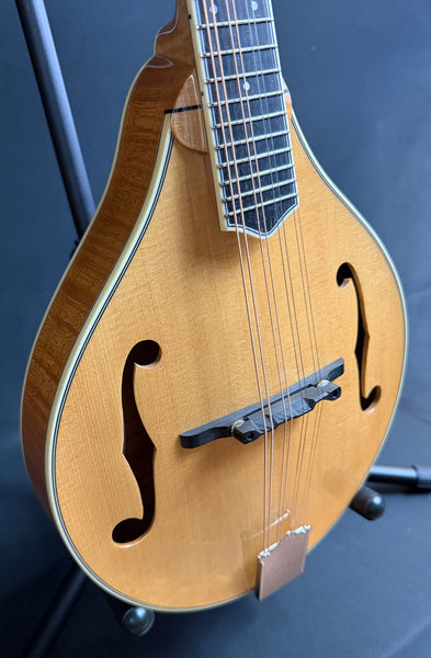 Bourgeois M5-A A-Style Mandolin Aged Tone Adirondack Blonde w/ Case