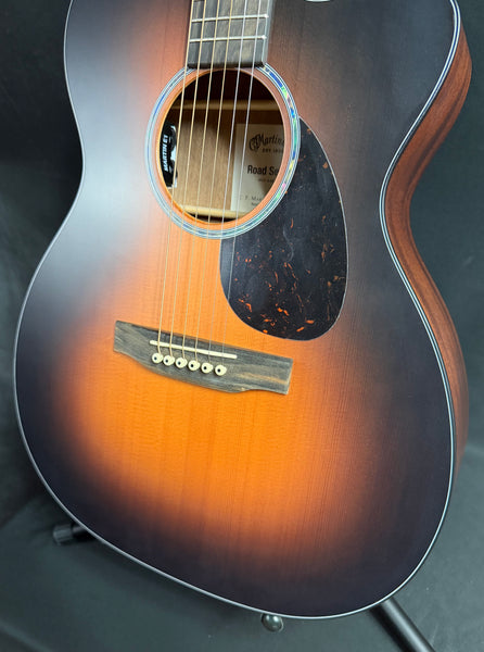 Martin OMC-10E Modern Burst Orchestra Cutaway Acoustic-Electric Guitar 1935 Sunburst w/ Soft Case