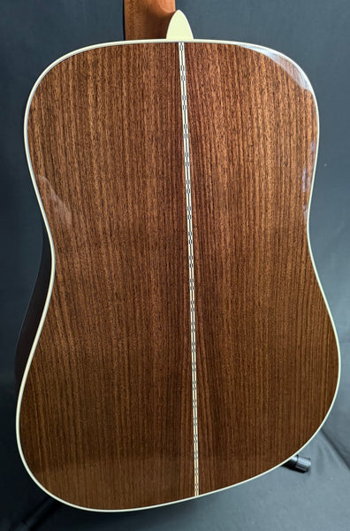 Martin D-28 (2025) Dreadnought Acoustic Guitar Gloss Natural Finish w/ Case