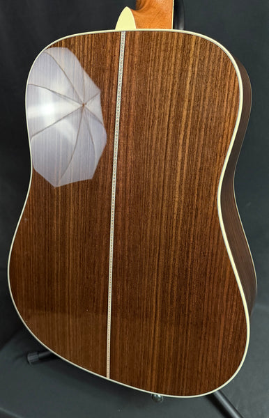 Martin D-41 (2026) 1933 Ambertone Dreadnought Acoustic Guitar Ambertone w/ Case