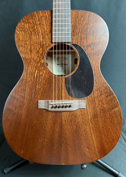 Martin 000-10E Retro Sapele Auditorium Acoustic-Electric Guitar w/ Soft Case