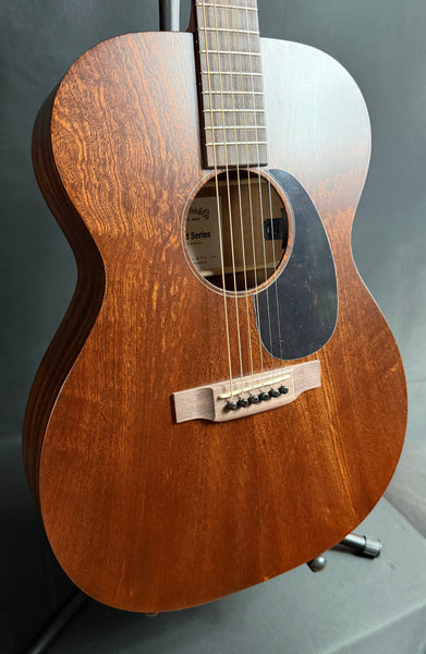 Martin 000-10E Retro Sapele Auditorium Acoustic-Electric Guitar w/ Soft Case