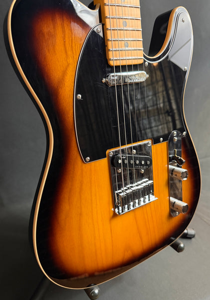 Fender American Ultra Luxe Telecaster Electric Guitar 2-Color Sunburst w/ OHSC (511)