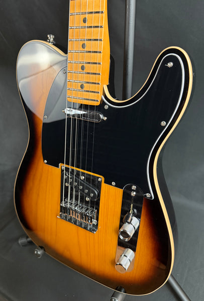 Fender American Ultra Luxe Telecaster Electric Guitar 2-Color Sunburst w/ OHSC (511)