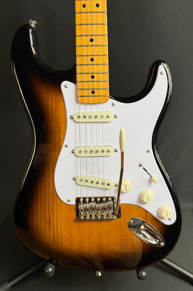Squier Classic Vibe 50's Stratocaster Electric Guitar 2-Tone Sunburst Finish