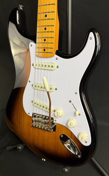 Squier Classic Vibe 50's Stratocaster Electric Guitar 2-Tone Sunburst Finish