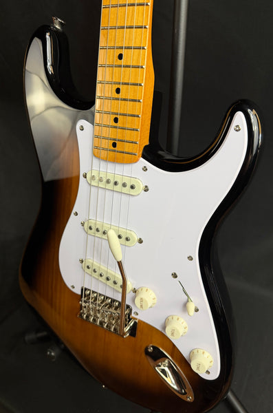 Squier Classic Vibe 50's Stratocaster Electric Guitar 2-Tone Sunburst Finish