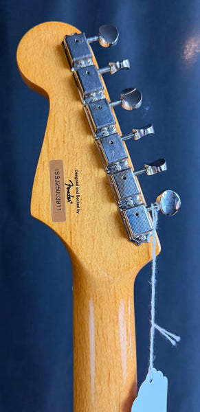 Squier Classic Vibe 50's Stratocaster Electric Guitar 2-Tone Sunburst Finish