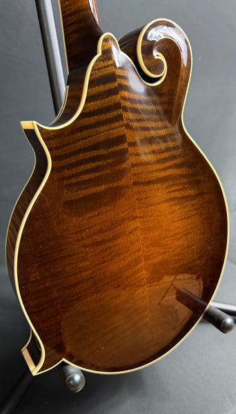 Gold Tone Grandmaster Elite F-Style Mandolin Vintage Leather Finish w/ Hardshell Case