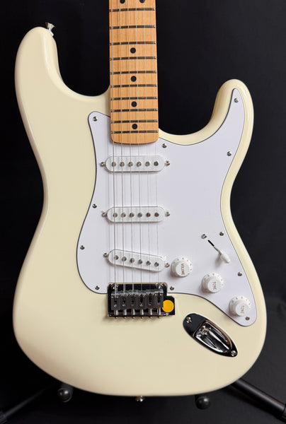 Fender Standard Stratocaster (2026) Electric Guitar Olympic White Finish (929)