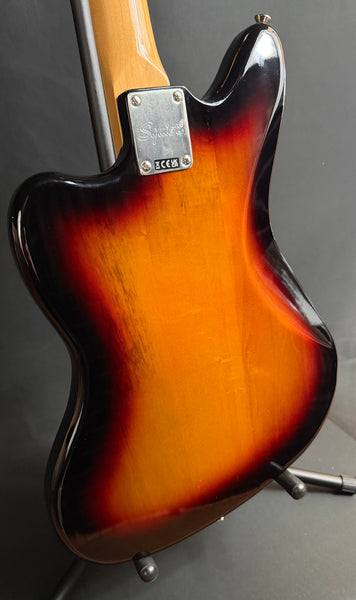 Squier Classic Vibe 70's Jaguar Electric Guitar 3-Tone Sunburst Finish (253)