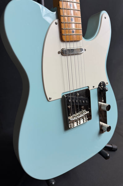 Squier Classic Vibe 50's Telecaster Electric Guitar Sonic Blue Finish (728)