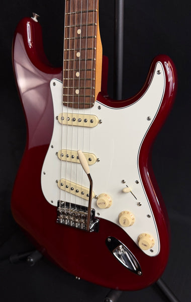 Fender Player II Stratocaster Electric Guitar Transparent Cherry Finish