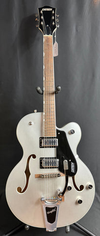 Gretsch G5420T Electromatic Hollow Body Electric Guitar Airline Silver Finish