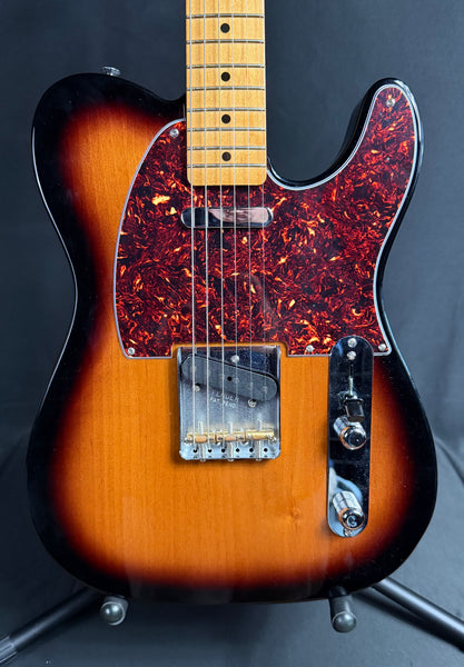 Fender Vintera '50s Telecaster Electric Guitar 2-Color Sunburst w/ Tweed Case