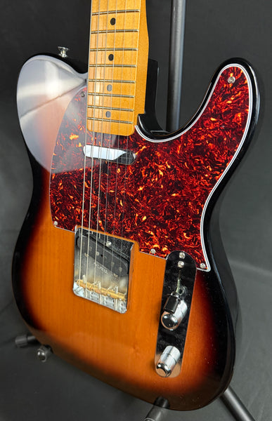 Fender Vintera '50s Telecaster Electric Guitar 2-Color Sunburst w/ Tweed Case