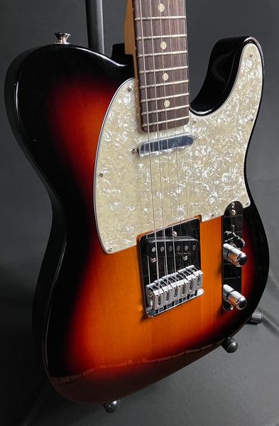 Fender Player II Modified Telecaster Electric Guitar 3-Tone Sunburst Finish w/ Gig Bag