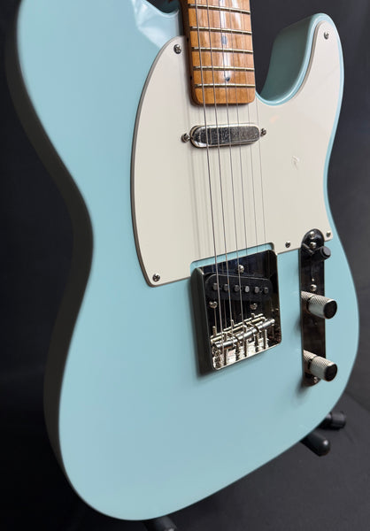 Squier Classic Vibe 50's Telecaster Electric Guitar Sonic Blue Finish (371)