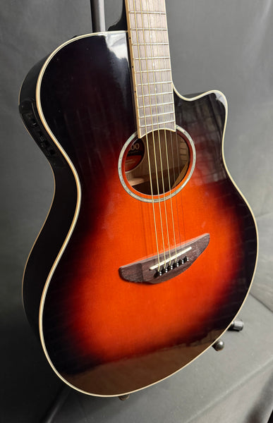 Yamaha APX600OVS Thin Body Acoustic-Electric Guitar Old Violin Sunburst