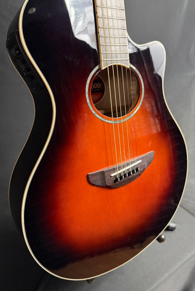 Yamaha APX600OVS Thin Body Acoustic-Electric Guitar Old Violin Sunburst