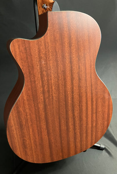 Martin GPCX1AE Grand Performance Cutaway Acoustic-Electric Guitar Natural w/ Gig Bag