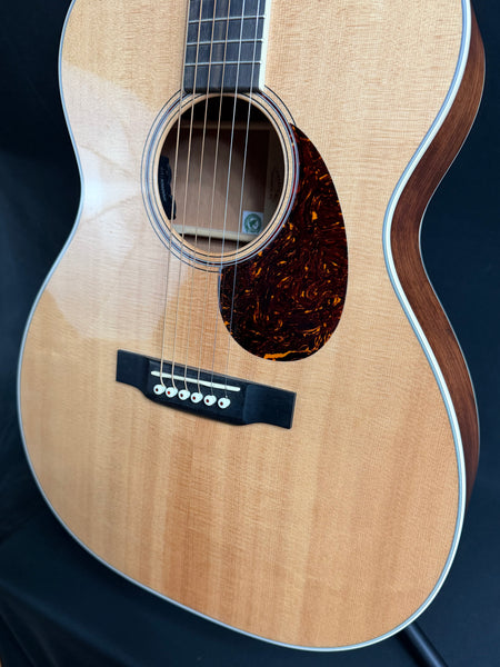 Martin OME Cherry Orchestra Acoustic-Electric Guitar Natural Finish w/ OHSC