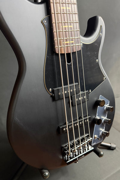 Yamaha BB735A Broad Bass 5-String Bass Guitar Translucent Matte Black w/ Gig Bag (054)