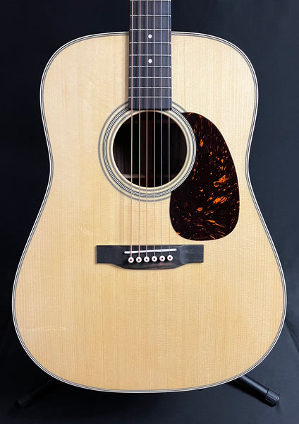 Martin D-28 (2025) Dreadnought Acoustic Guitar Gloss Natural Finish w/ Case