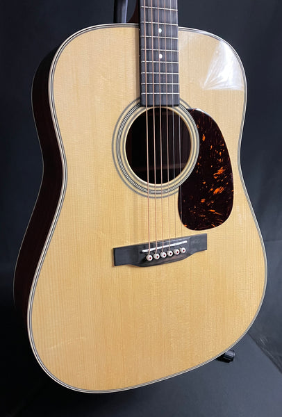 Martin D-28 (2025) Dreadnought Acoustic Guitar Gloss Natural Finish w/ Case