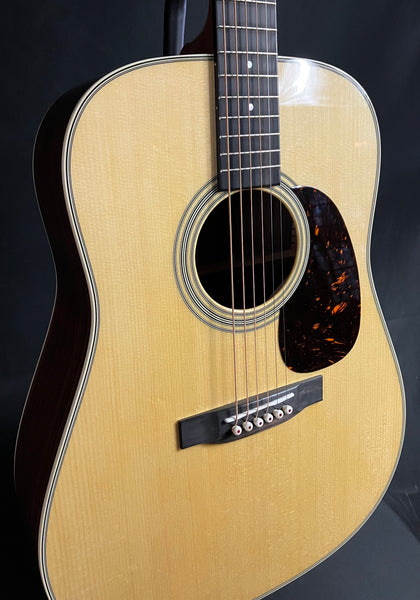 Martin D-28 (2025) Dreadnought Acoustic Guitar Gloss Natural Finish w/ Case