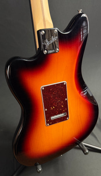 Fender American Performer Jazzmaster Electric Guitar 3-Tone Sunburst w/ Gig Bag