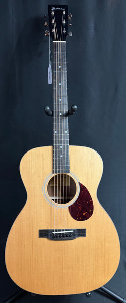Eastman E1OM Orchestra Acoustic Guitar Natural Satin Finish w/ Gig Bag