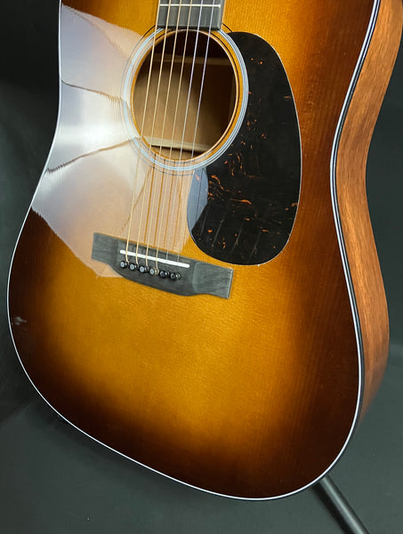 Martin D-18 (2025) 1933 Ambertone Dreadnought Acoustic Guitar w/ Case