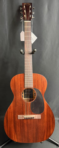 Martin 0-10E Retro Jason Isbell Parlor Acoustic-Electric Guitar Natural w/ Soft Case