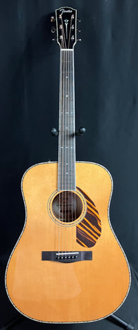 Fender PD-220E Dreadnought Acoustic-Electric Guitar Gloss Natural Finish