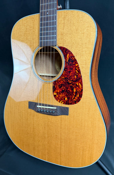 Bristol by Blueridge BL-140 Deluxe Dreadnought Acoustic Guitar Gloss Natural w/ Gig Bag