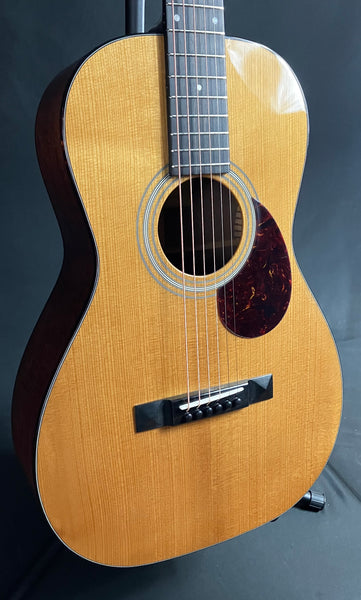Eastman E10P-TC Thermo-Cure 12-Fret Parlor Acoustic Guitar Gloss Natural w/ OHSC