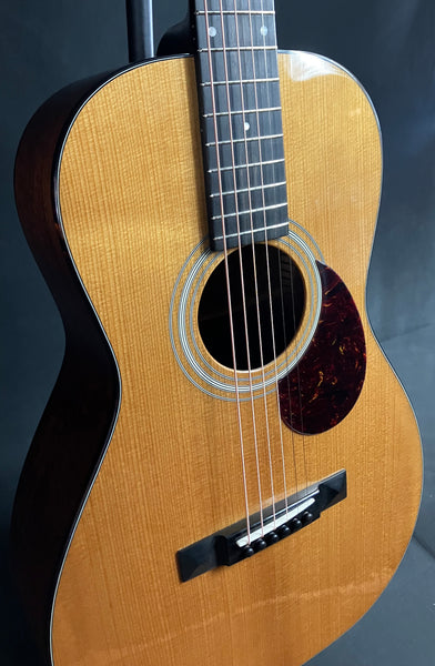 Eastman E10P-TC Thermo-Cure 12-Fret Parlor Acoustic Guitar Gloss Natural w/ OHSC