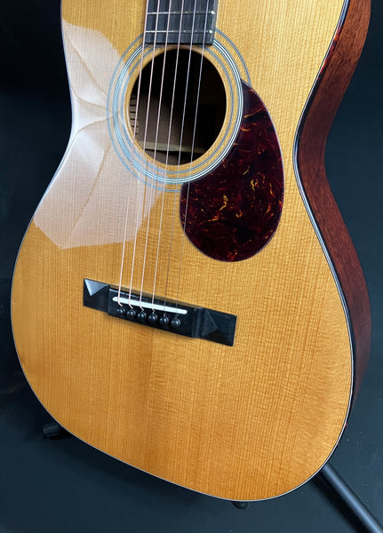 Eastman E10P-TC Thermo-Cure 12-Fret Parlor Acoustic Guitar Gloss Natural w/ OHSC
