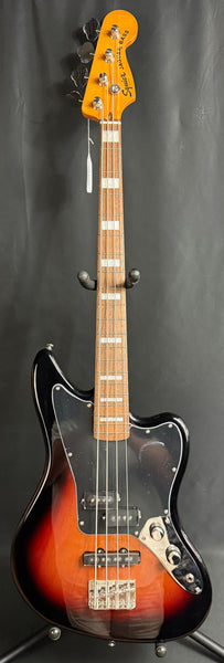 Squier Classic Vibe 70's Jaguar Bass 4-String Bass Guitar 3-Tone Sunburst (374)