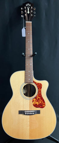 Guild OM-150CE Orchestra Cutaway Acoustic-Electric Guitar Gloss Natural w/ Gig Bag