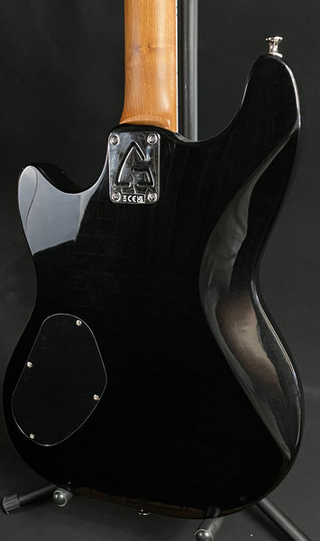 Guild Surfliner Deluxe Electric Guitar Black Metallic Finish