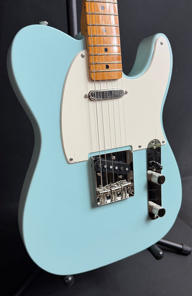 Squier Classic Vibe 50's Telecaster Electric Guitar Sonic Blue Finish (505)