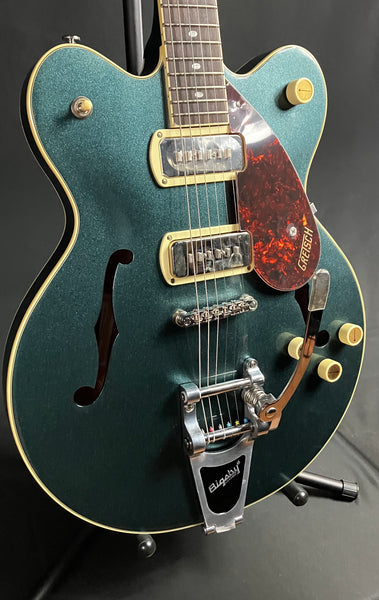 Gretsch G2622T-P90 Semi-Hollow Body Electric Guitar Gunmetal Finish